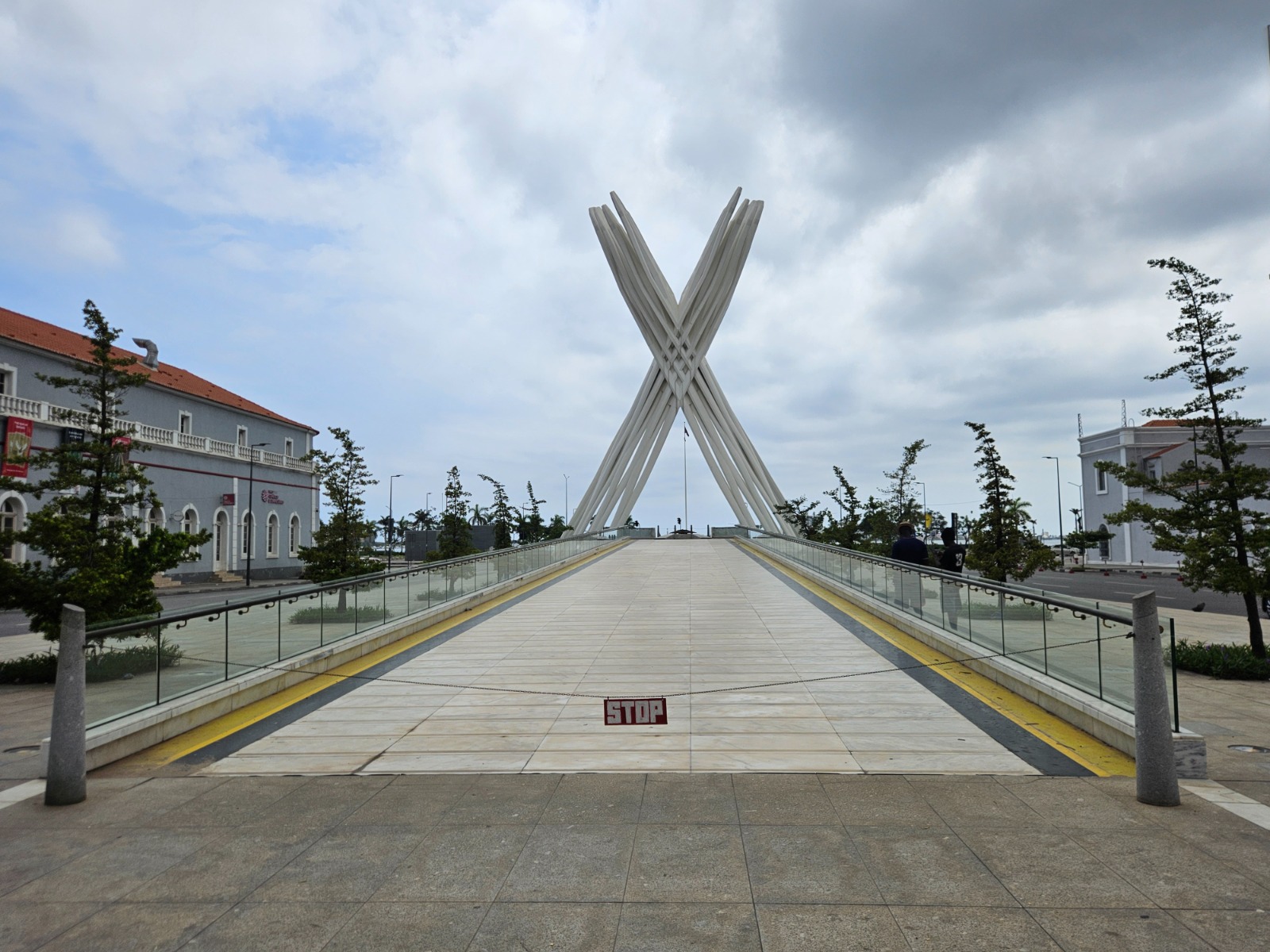 Monument to the Unknown Soldier in Luanda